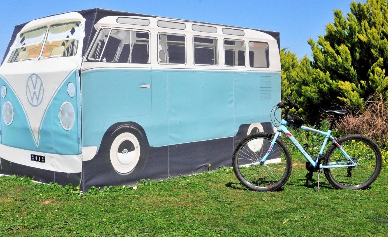 הוילה קיסאמוס Cornelia Hippie Magic Bus מראה חיצוני תמונה