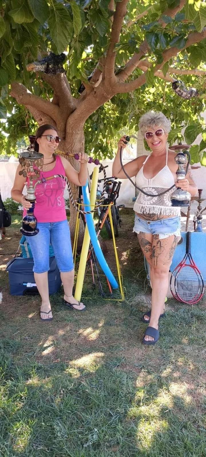 הוילה קיסאמוס Cornelia Hippie Magic Bus מראה חיצוני תמונה
