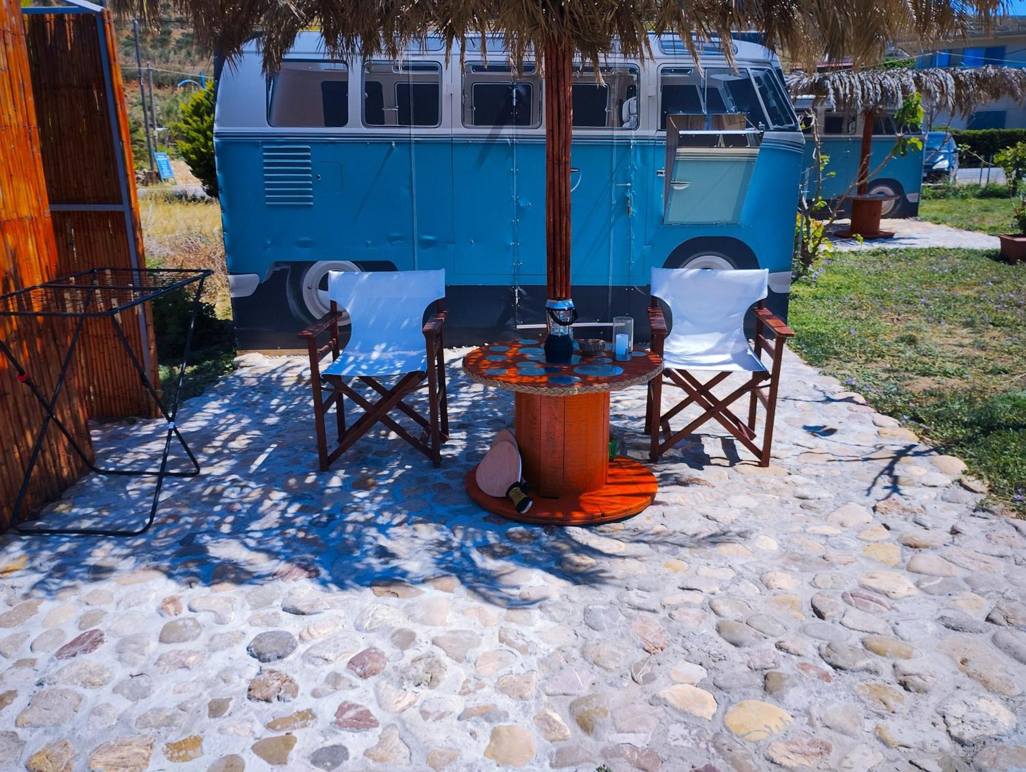 הוילה קיסאמוס Cornelia Hippie Magic Bus מראה חיצוני תמונה